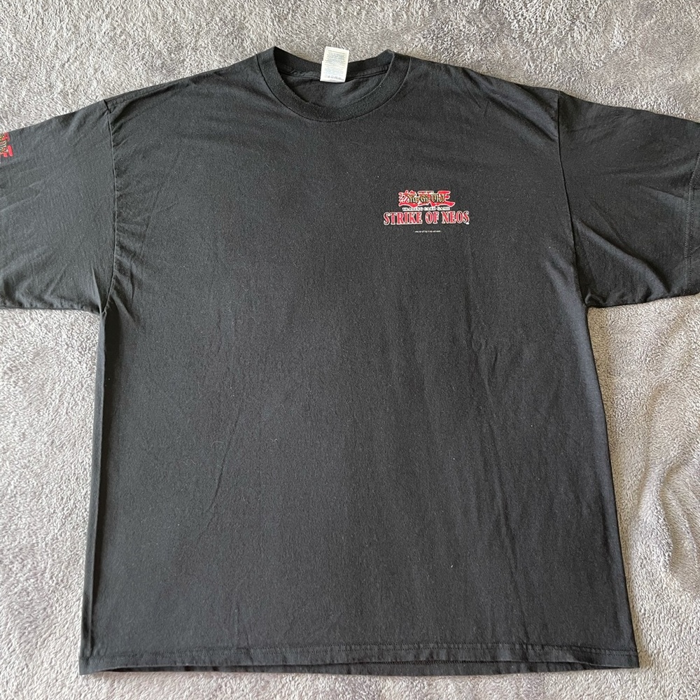 2004 Yu Gi Oh 
Strike of Neos
Men’s 2xl